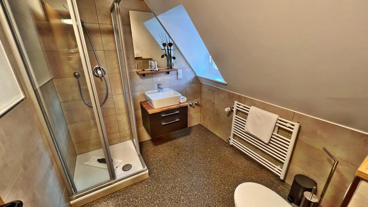Hotel Zu Den Drei Kronen Seligenstadt Dış mekan fotoğraf