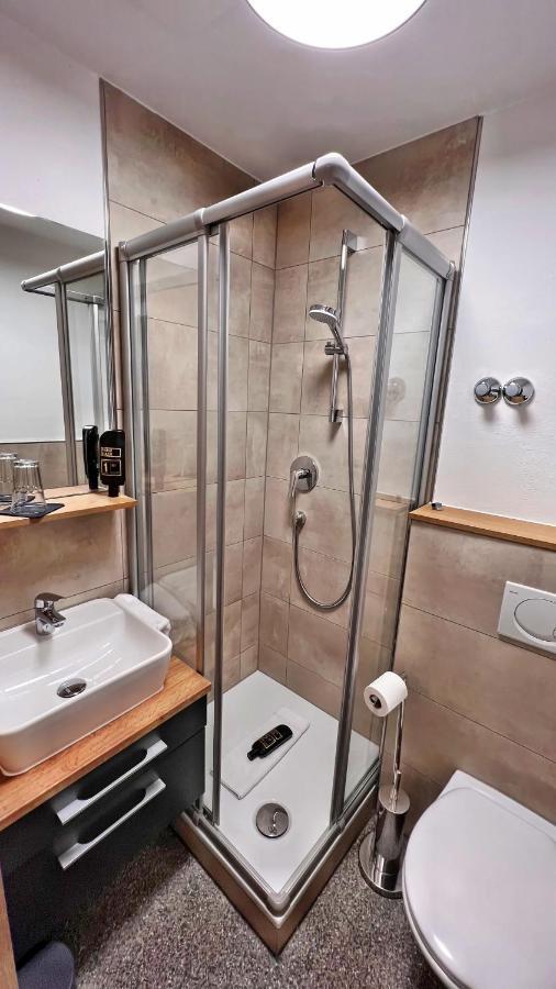 Hotel Zu Den Drei Kronen Seligenstadt Dış mekan fotoğraf