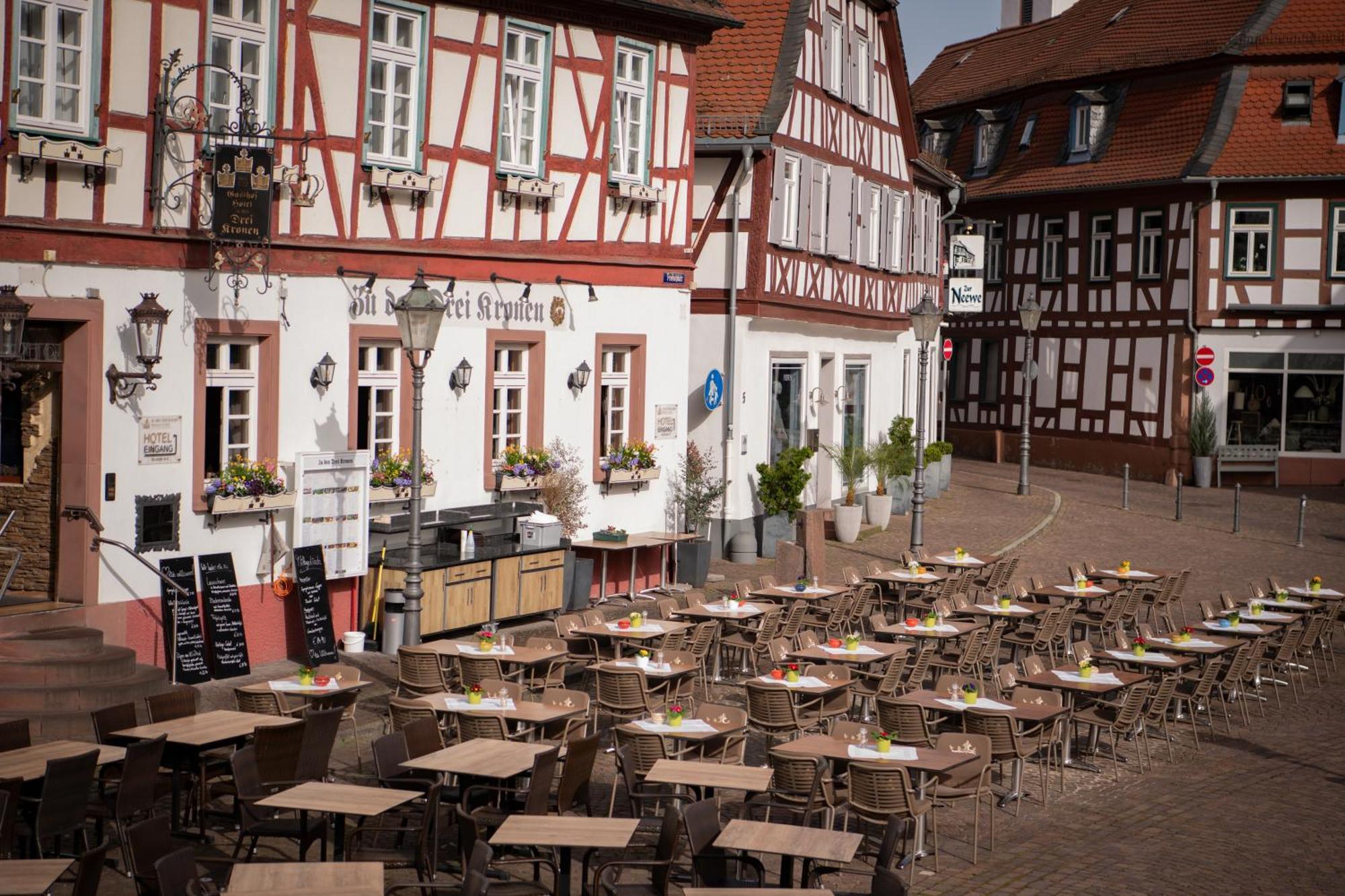 Hotel Zu Den Drei Kronen Seligenstadt Dış mekan fotoğraf